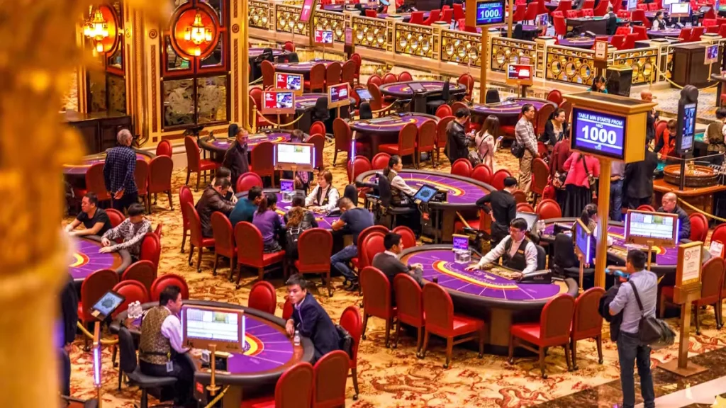 Không gian Casino minh họa cách chọn đúng loại bàn